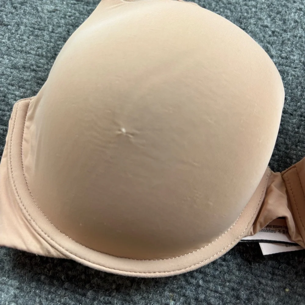 VICTORIA’S SECRET Womens Nude Demi Underwire Bra Size: 34DD